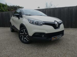 Renault Cap­tur 0.9 TCe Ener­gy Intens 1steHAND/1MAIN NAVI/16″/PDC bei B&D Cars in 8791 - Beveren-Leie